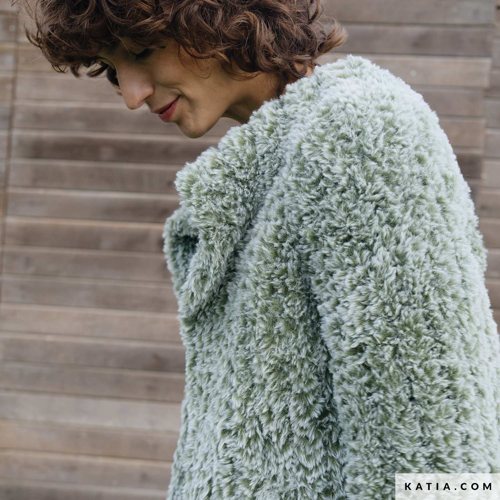 patroon-breien-haken-dames-jas-herfst-winter-katia-7925-1-07-g.webp