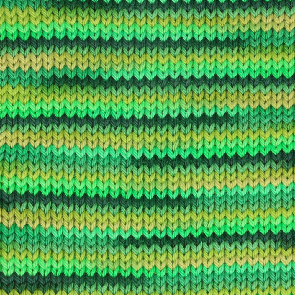 1705-015-gauge-swatch.webp