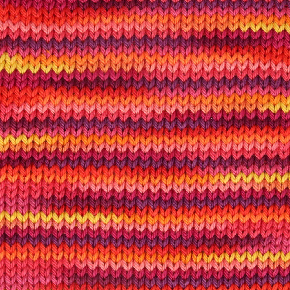 1705-016-gauge-swatch.webp