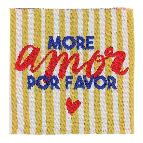 Bohin Kledinglabel opnaaibaar 35x35mm - More amor por favor - 4st