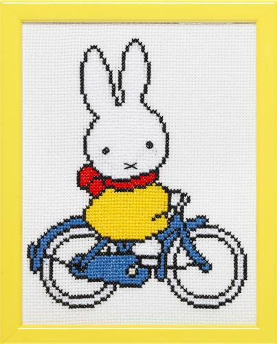 Borduurpakket telpatroon aïda Nijntje op fiets 13x17cm